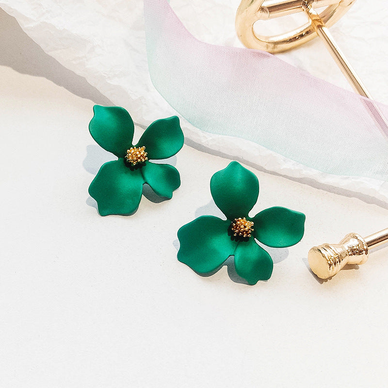 Korean Daisy Flower Earrings with Metal Needles - Vienna Verve Collection