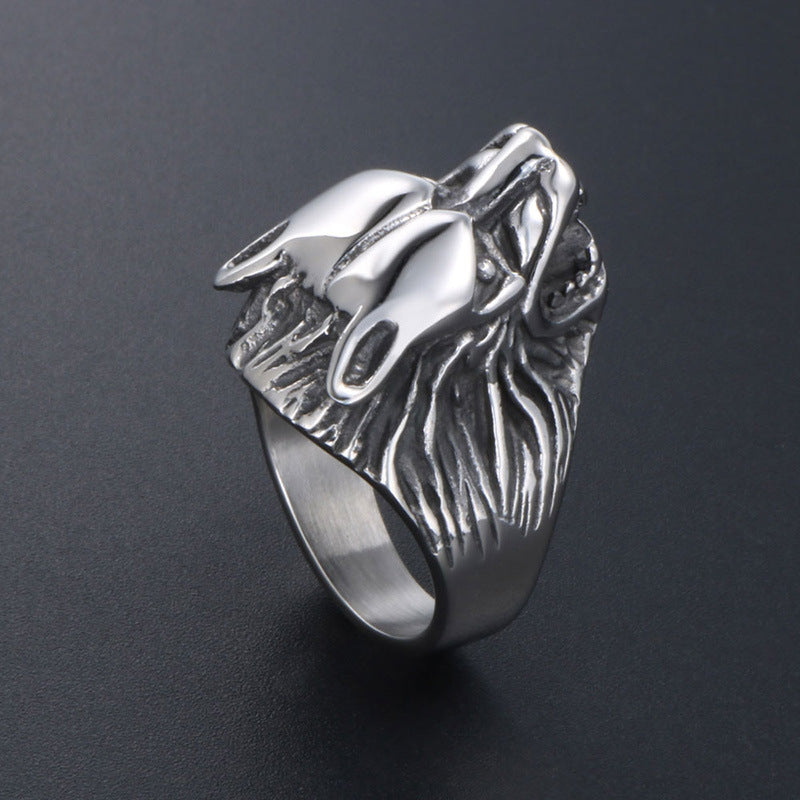 Titanium Steel Retro Skull and Wolf Head Ring with Dragon Claw Design for Men and Women