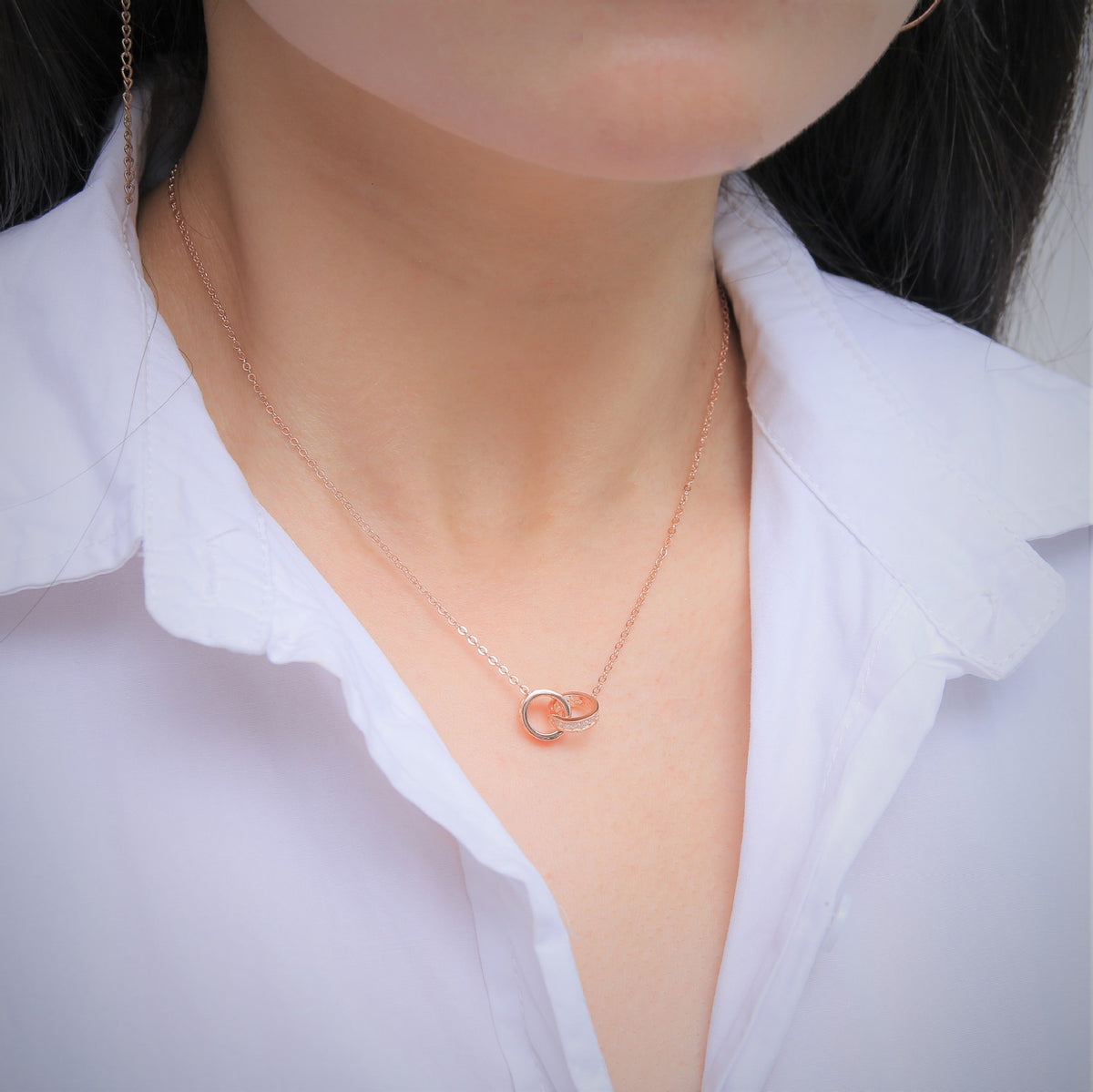 Rose Gold Double-Ring Choker Necklace