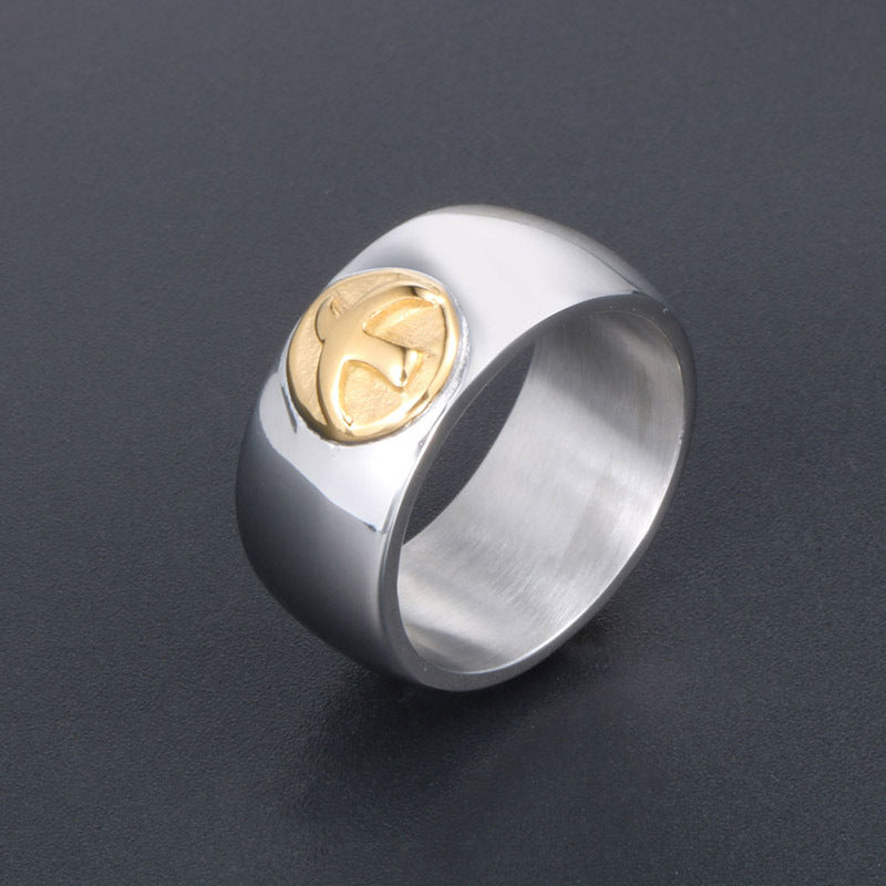 Personalized Retro Gold-Topped Titanium Steel Bird Ring for Men