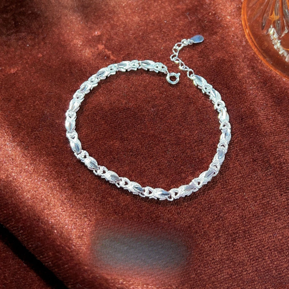 Planderful Everyday Genie – 999 Silver Phoenix Tail Car Flower Bracelet Female Sterling Silver Light Luxury Design