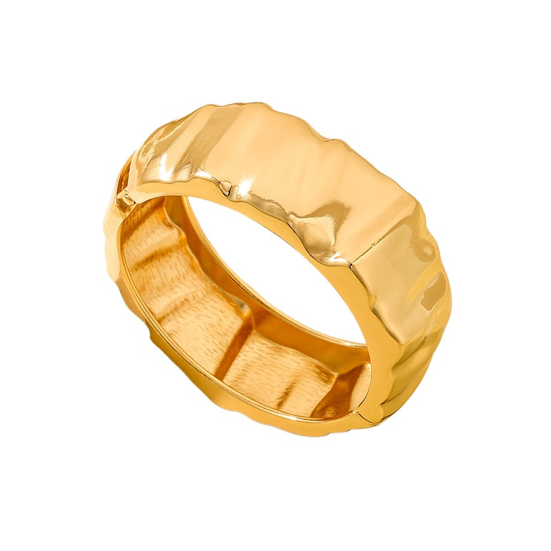 Planderful Vienna Verve Bracelet – Exaggerated Thick Metal Design