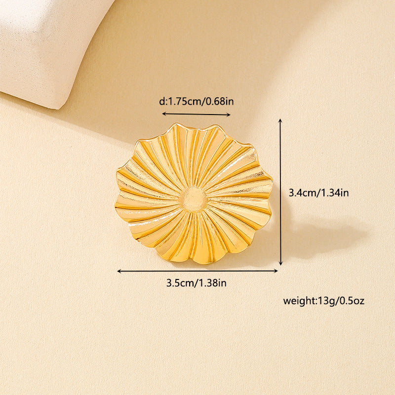 Fashionable Metal Bow Sunflower Ring for Women by Planderful