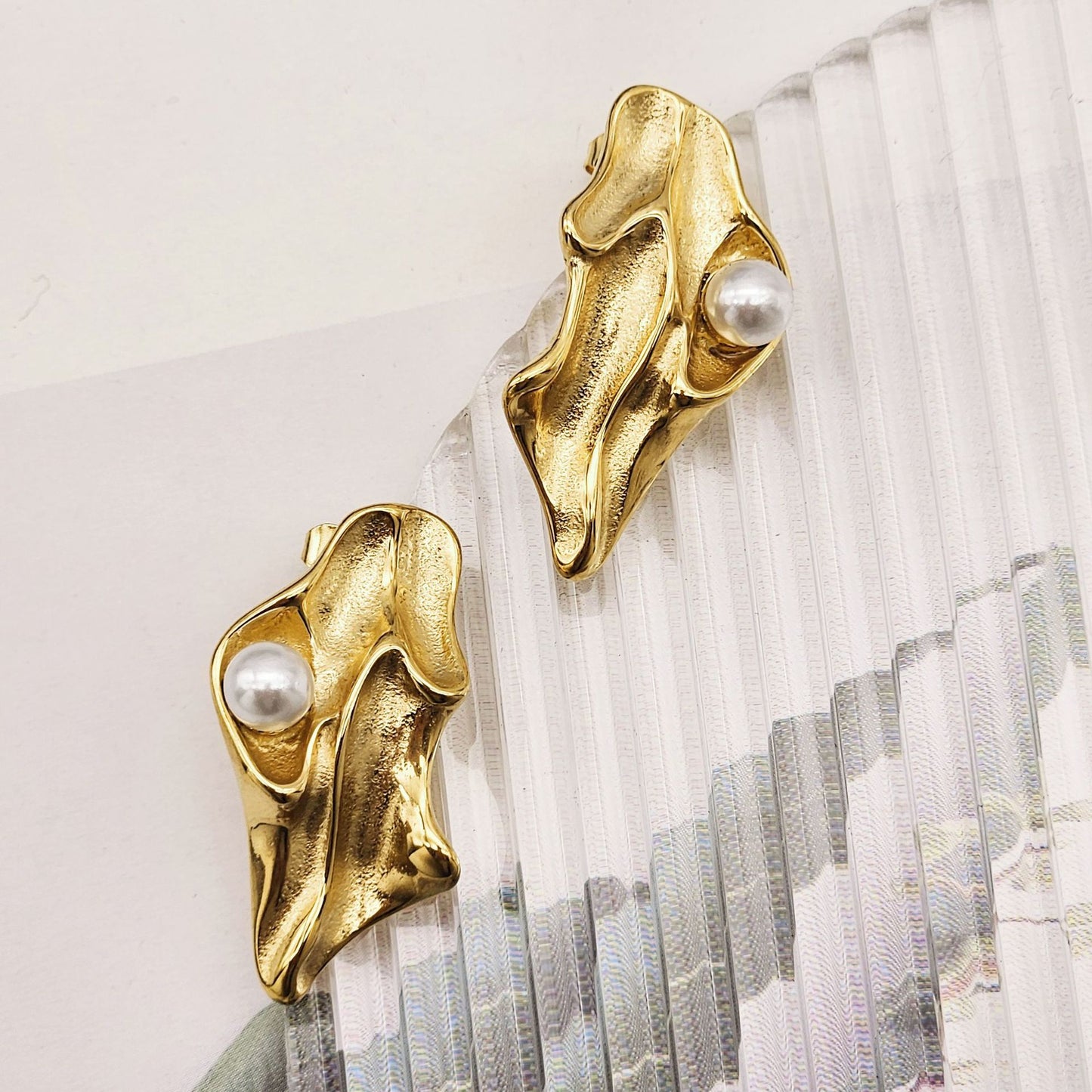 Planderful Gold Plated Pleated Lava Pearl Earrings Women