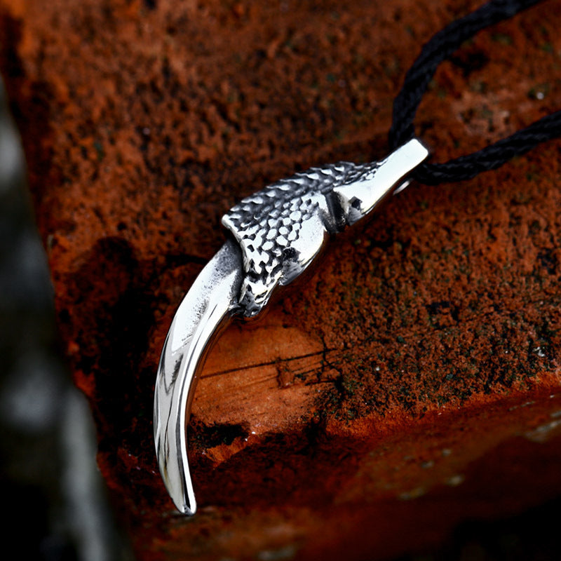 Titanium Steel Eagle Claws Pendant: Retro-Inspired Stainless Steel Accessory for Men
