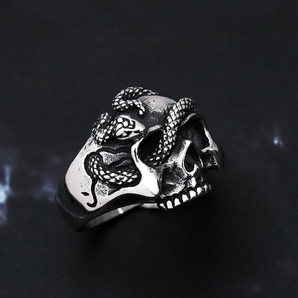 Punk Skull Ring