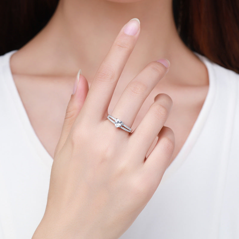 Elegant Heart-shaped Zirconia Sterling Silver Ring for Women