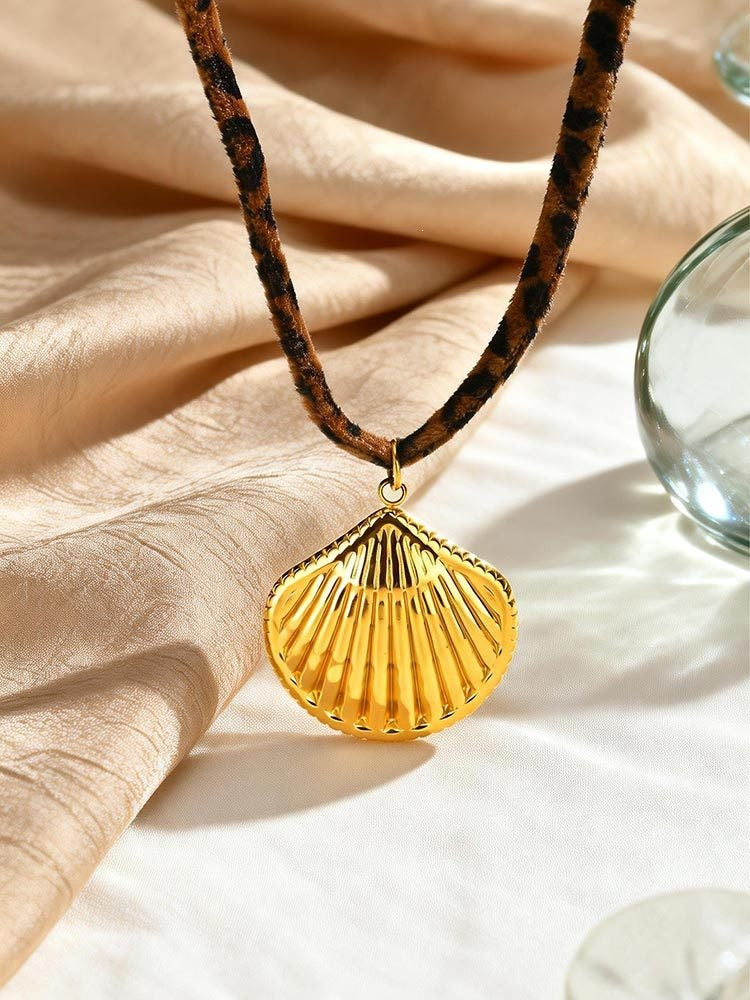 Cold Wind Ocean Stainless Steel Shell Pendant Leopard Print Long Item Decoration Necklace