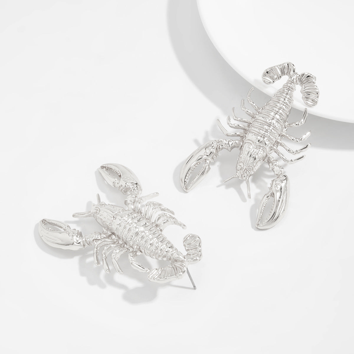 Planderful Lobster Pendant Stud Earrings For Women 3D Ocean Style Design Vienna Verve Collection