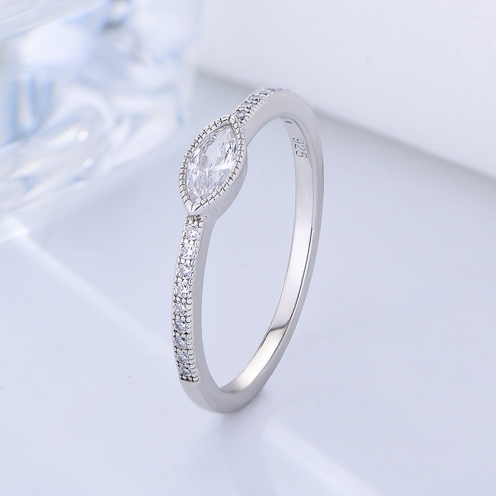 Japanese S925 Sterling Silver Horse'S Eye Zircon Ring Exquisite Zircon Tail Ring Hand