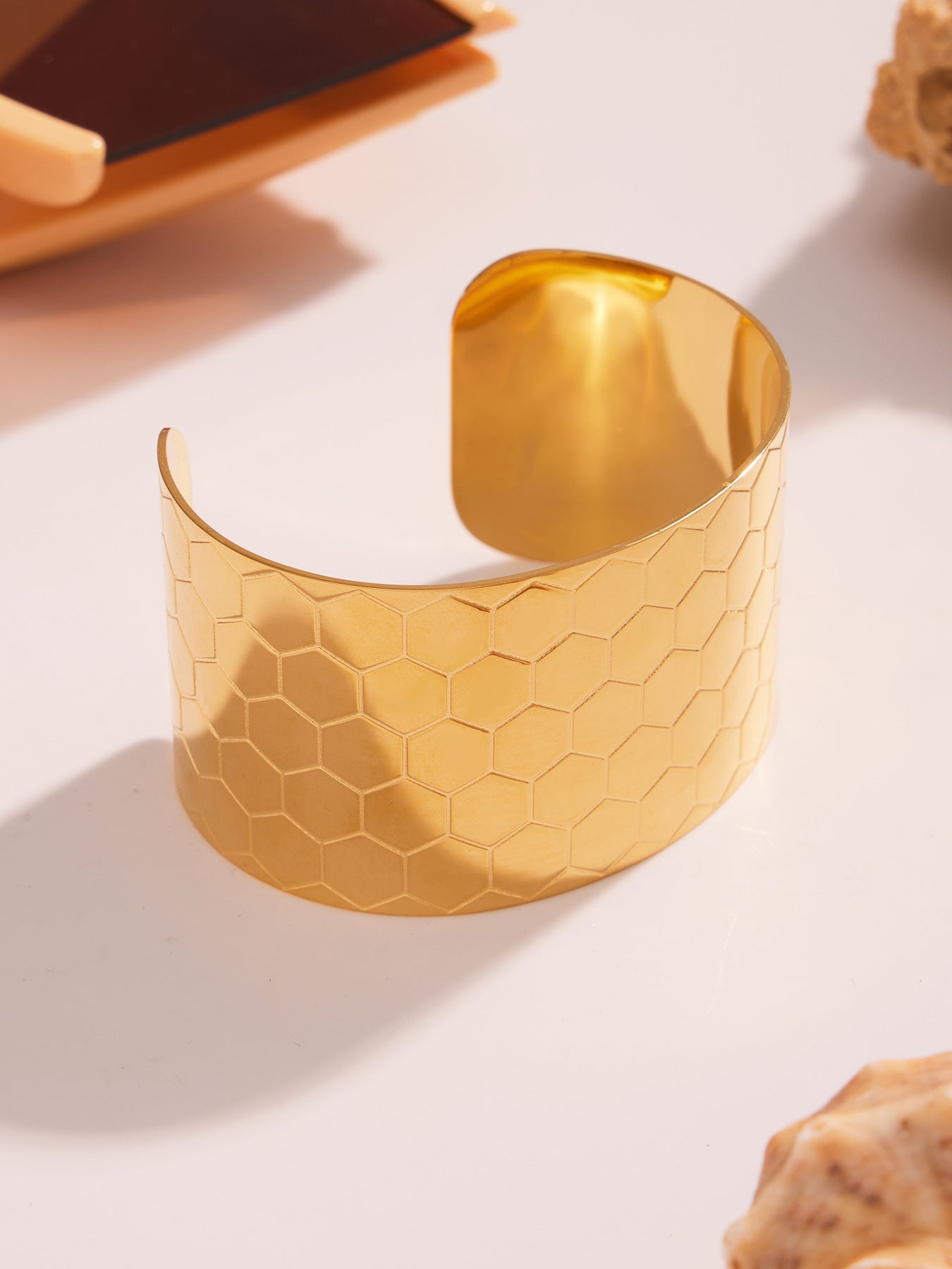 Planderful 18K Gold Plated Floral Women Bracelet Adjustable