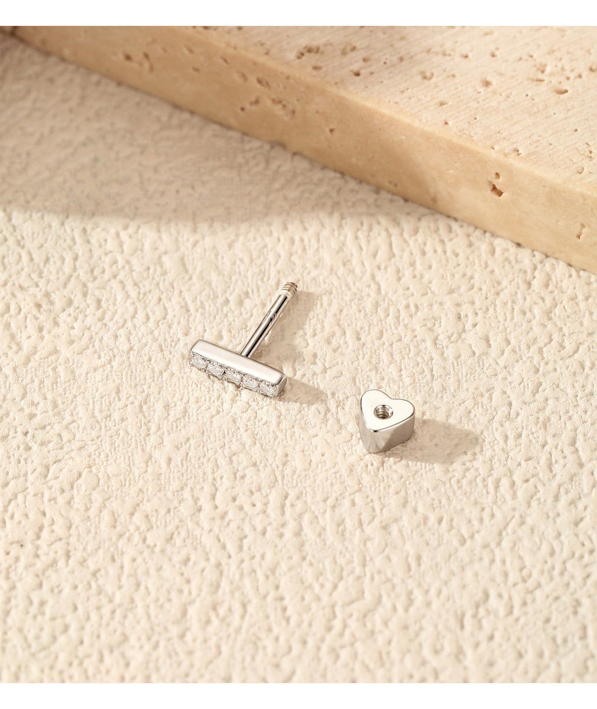 925 Sterling Silver Minimalist Moissanite Threaded Stud