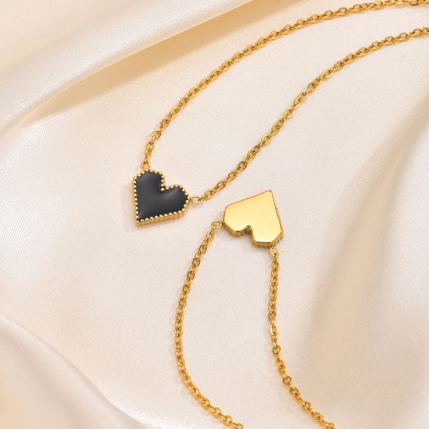 Stainless Steel Vinyl Heart-Shaped Gold Necklace For Women