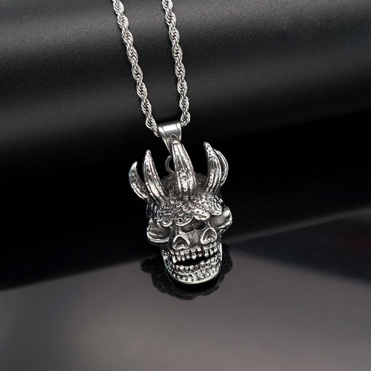 Steel Necklace - Statement Hip Hop Punk Pendant With Pentagram Skull For Everyday Streetwear
