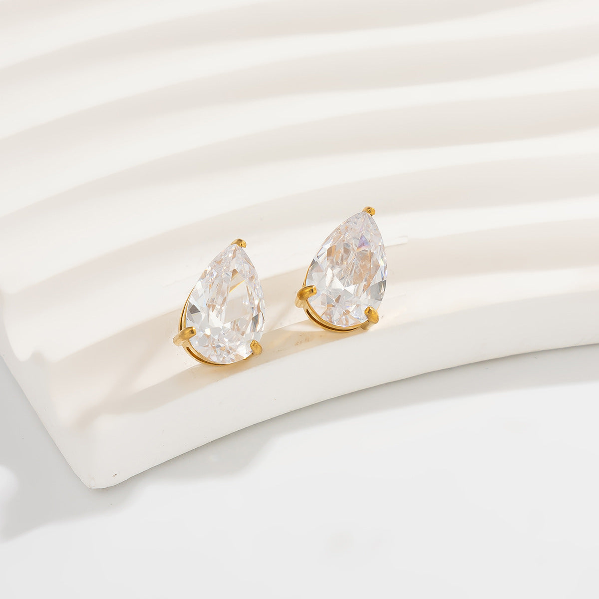Planderful Vienna Verve Love Shaped Zircon Stainless Steel Stud Earrings For Daily Wear Fashion Lovers