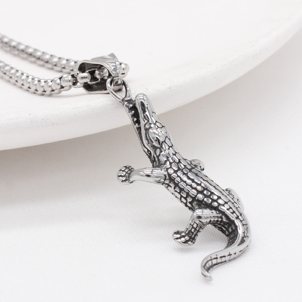 Personalized Retro Crocodile Men's Pendant Necklace in Titanium Steel - European and American Style