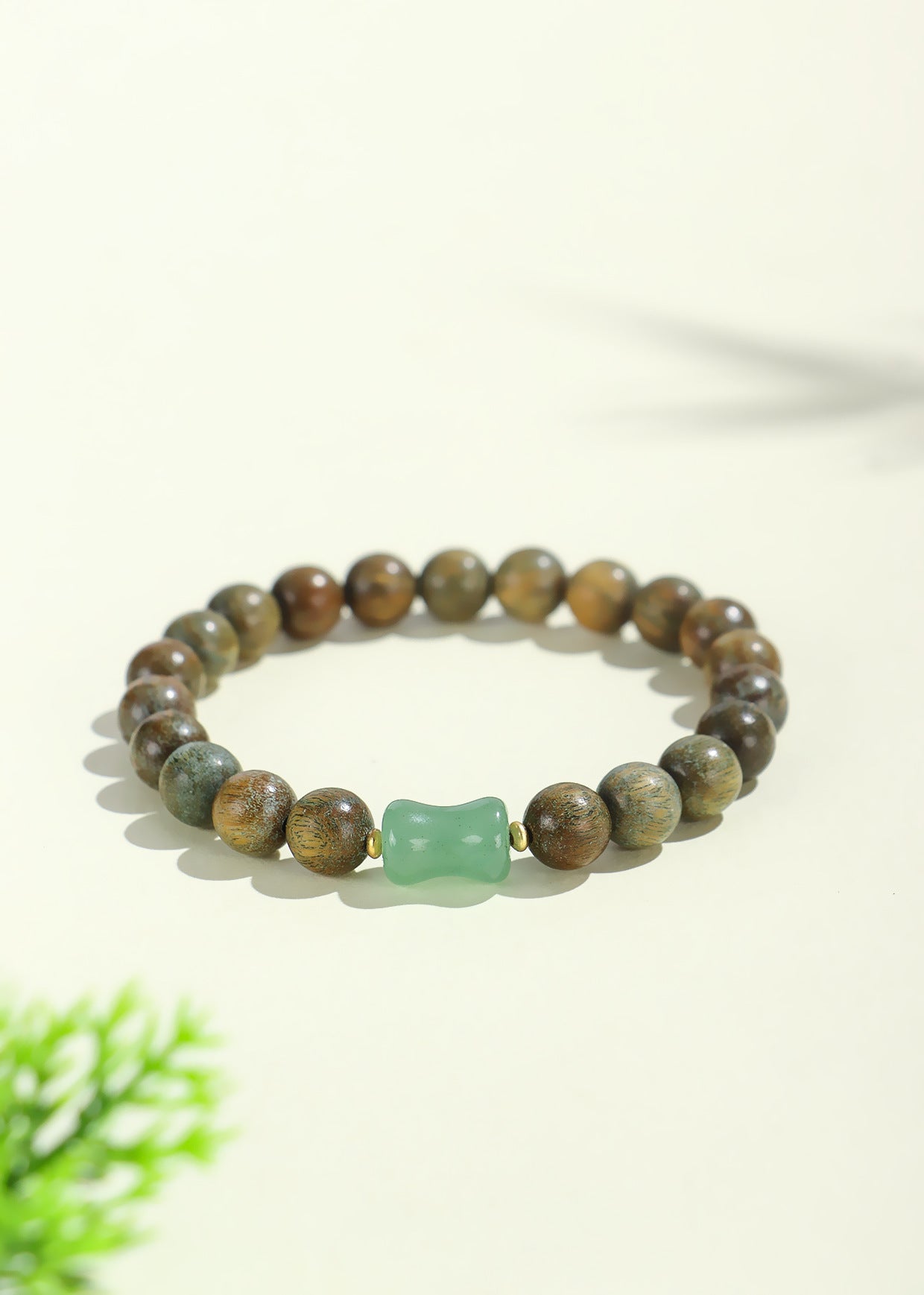 Planderful Fortune's Favor Bracelet – Retro Ethnic Style with Cat Claw Beads