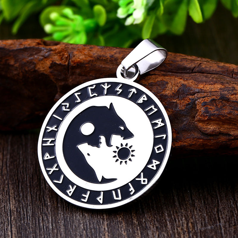 Retro Viking Wolf Head Compass Pendant in Stainless Steel for Men - Wholesale Titanium Steel Jewelry