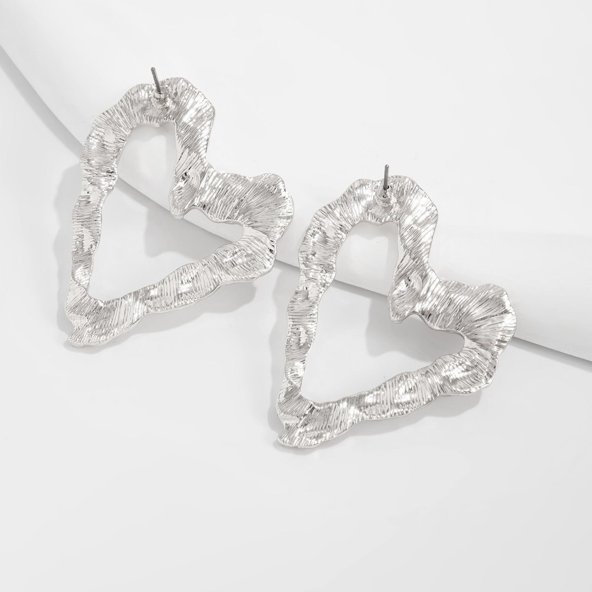 Planderful Vienna Verve Liquid Lava Stud Earrings For Women Retro Heart Star Pleated Design Statement Jewelry
