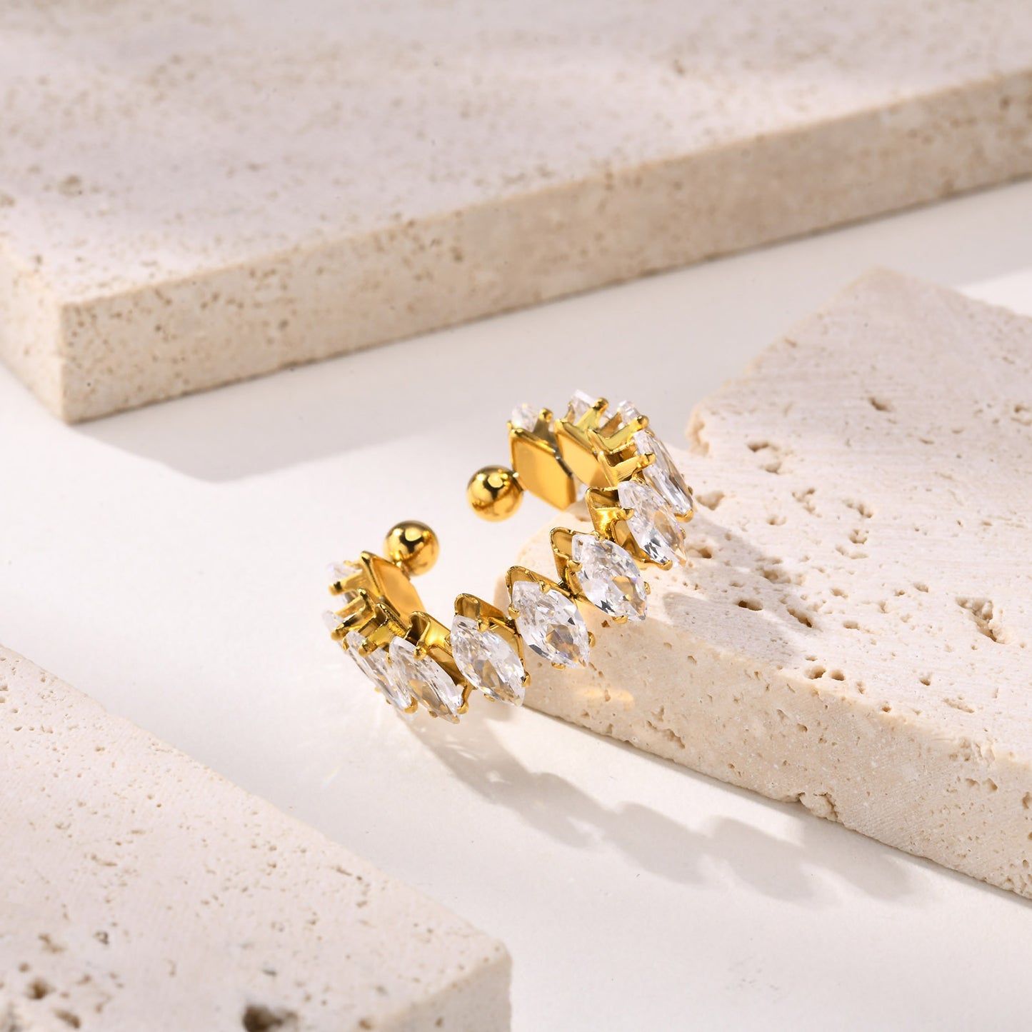 Stainless Steel Dream Girl Color Horse Eye Zircon Ring