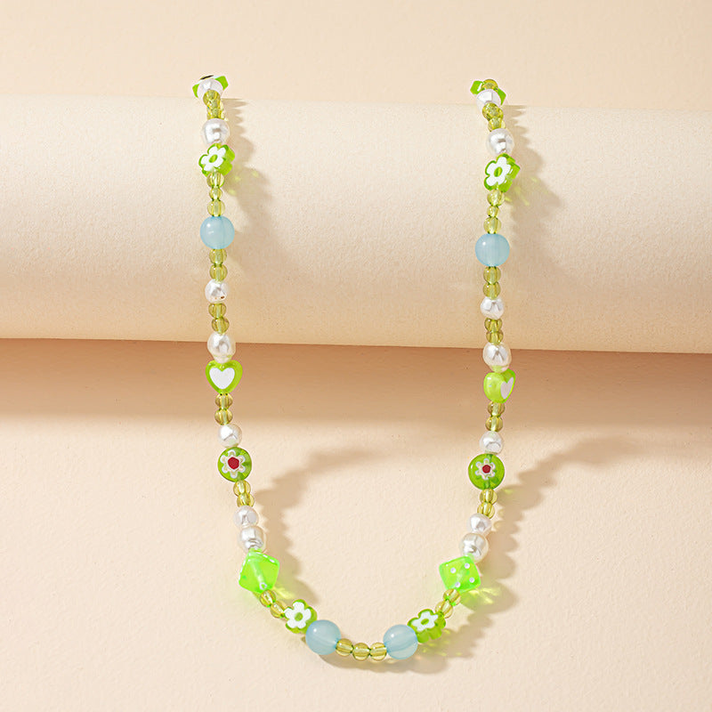 Green Glass Flower Choker Necklace with Niche Design