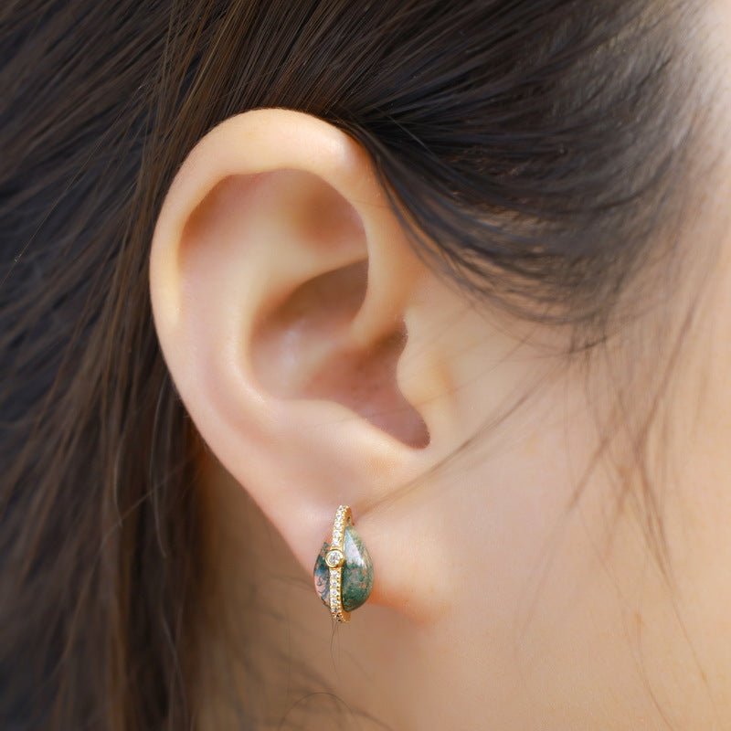 Planderful Everyday Genie – Cross-border New Elegant Retro Green Moss Stud Earrings Female Design Sense S925 Sterling Silver Gold-Plated Earrings Wholesale