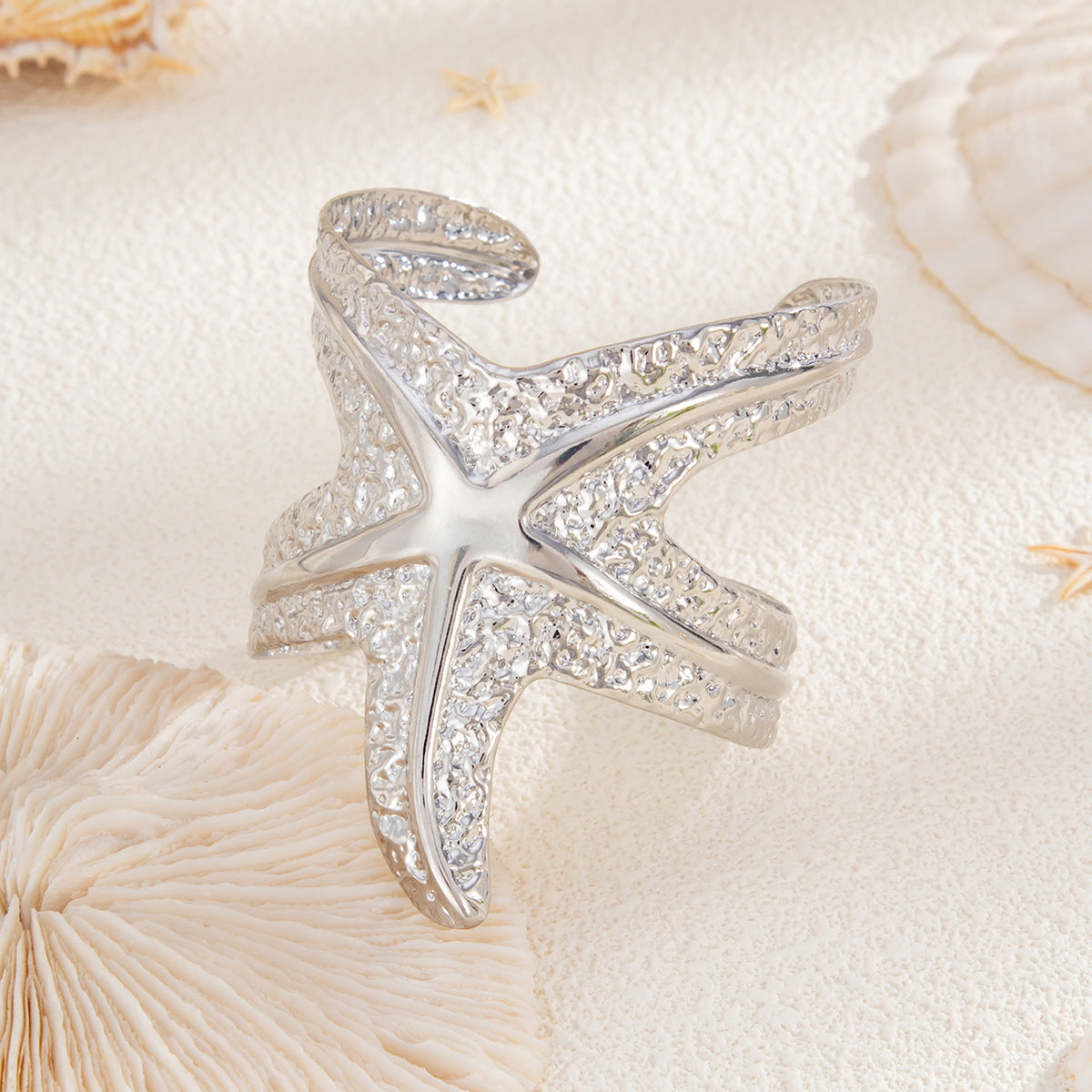 Planderful Vienna Verve Bracelet – Exaggerated Ocean-Inspired Design