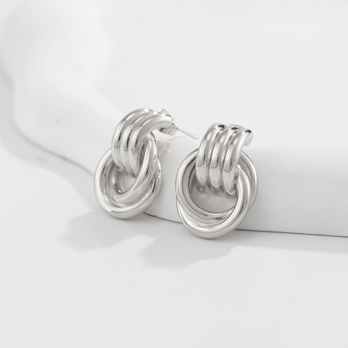Planderful Vienna Verve Stainless Steel Ring Buckle Stud Earrings With Contrasting Color Lines For Modern Fashion Lovers