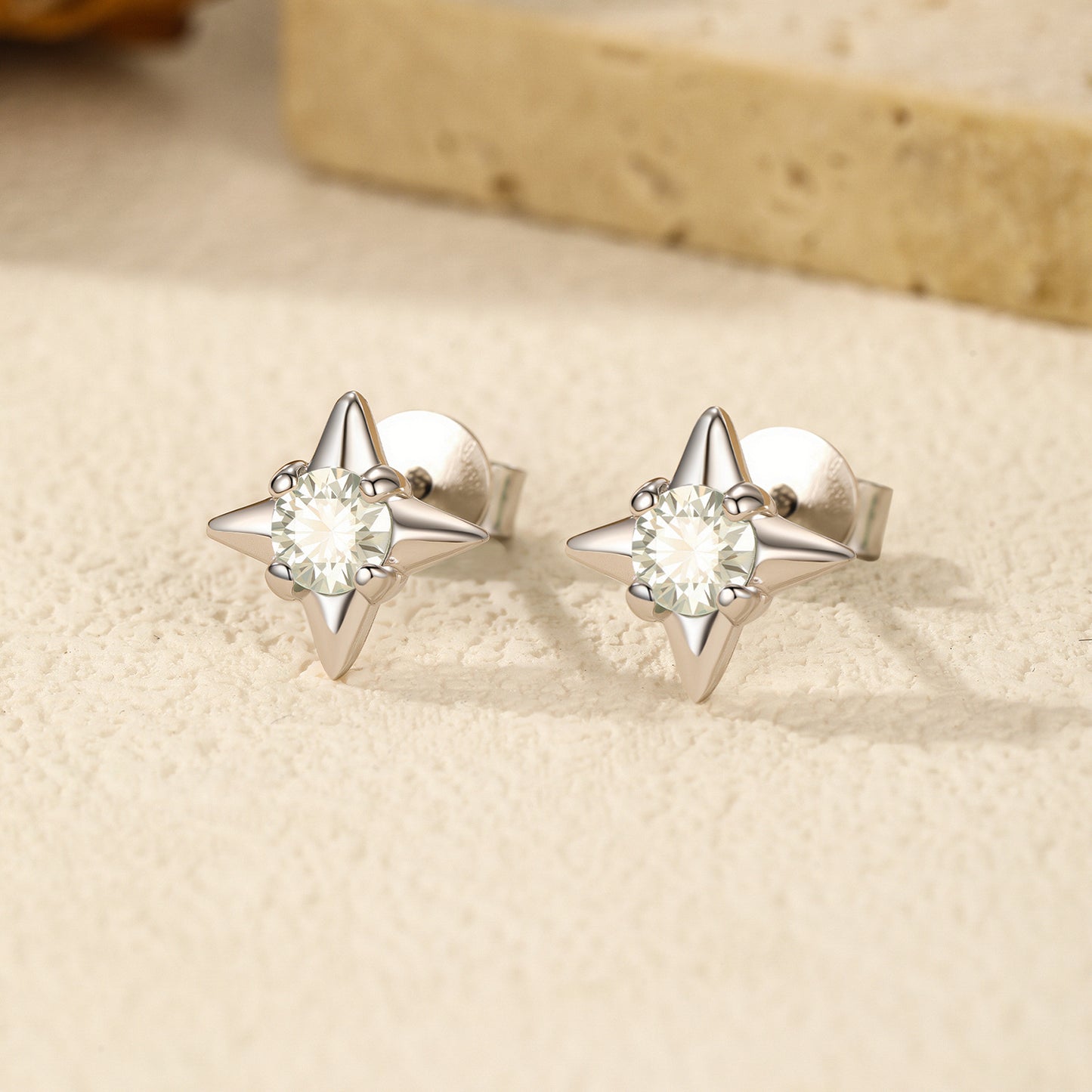 Planderful Moissanite Sparkling Earrings – Elegant Cold Feeling Design