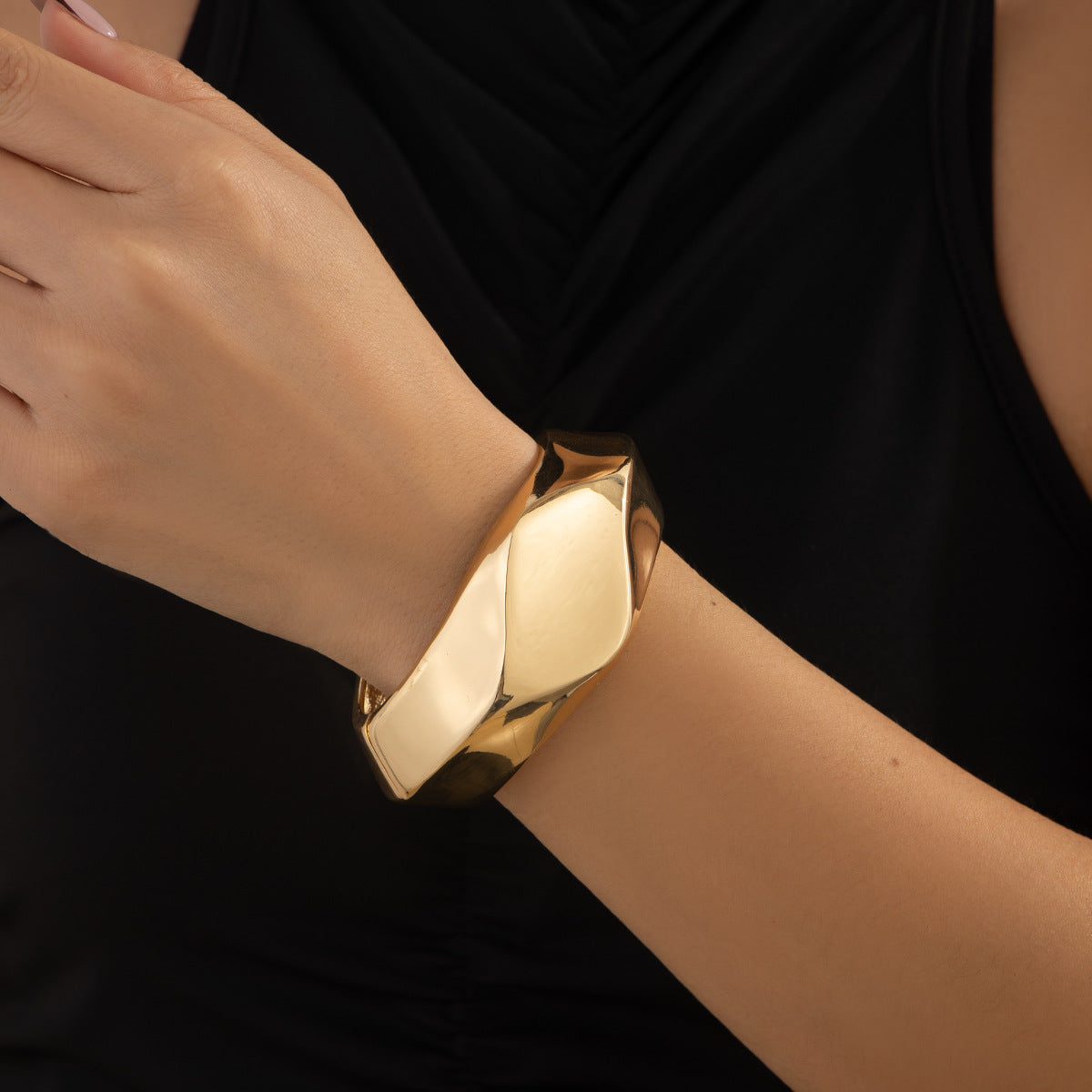 Planderful Metal Wide Bracelet With Smooth Surface Irregular Wave Design For Modern Women Vienna Verve Statement