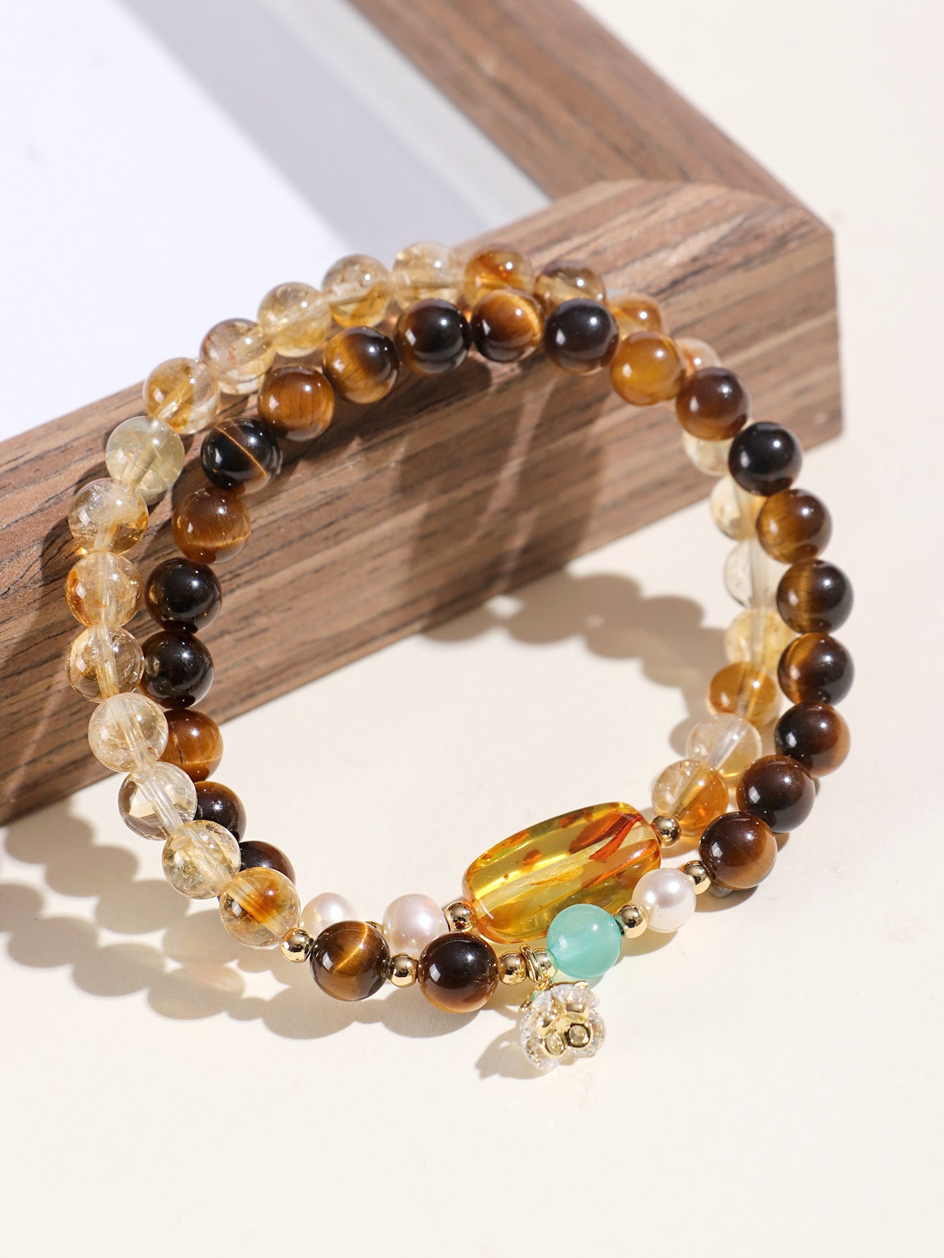 Planderful Fortune's Favor Bracelet – Premium Tiger Eye Stone Design