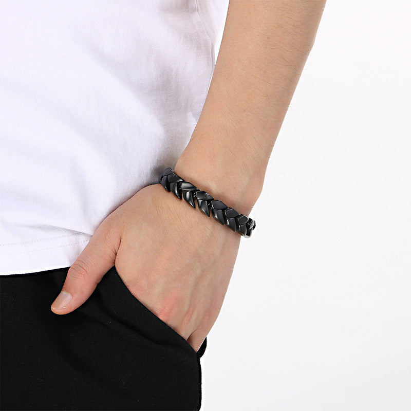 11mm Sand Surface – Vacuum Electroplating Staggered Layered Cuban Chain Titanium Steel Bracelet
