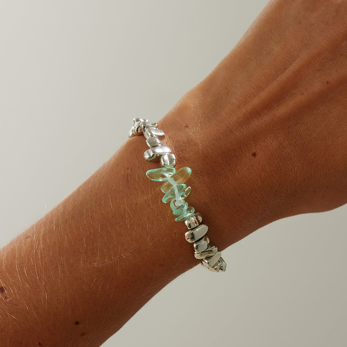 Planderful Vienna Verve Imitation Turquoise Beaded Bracelet Irregular Shape For Women Fashion Statement