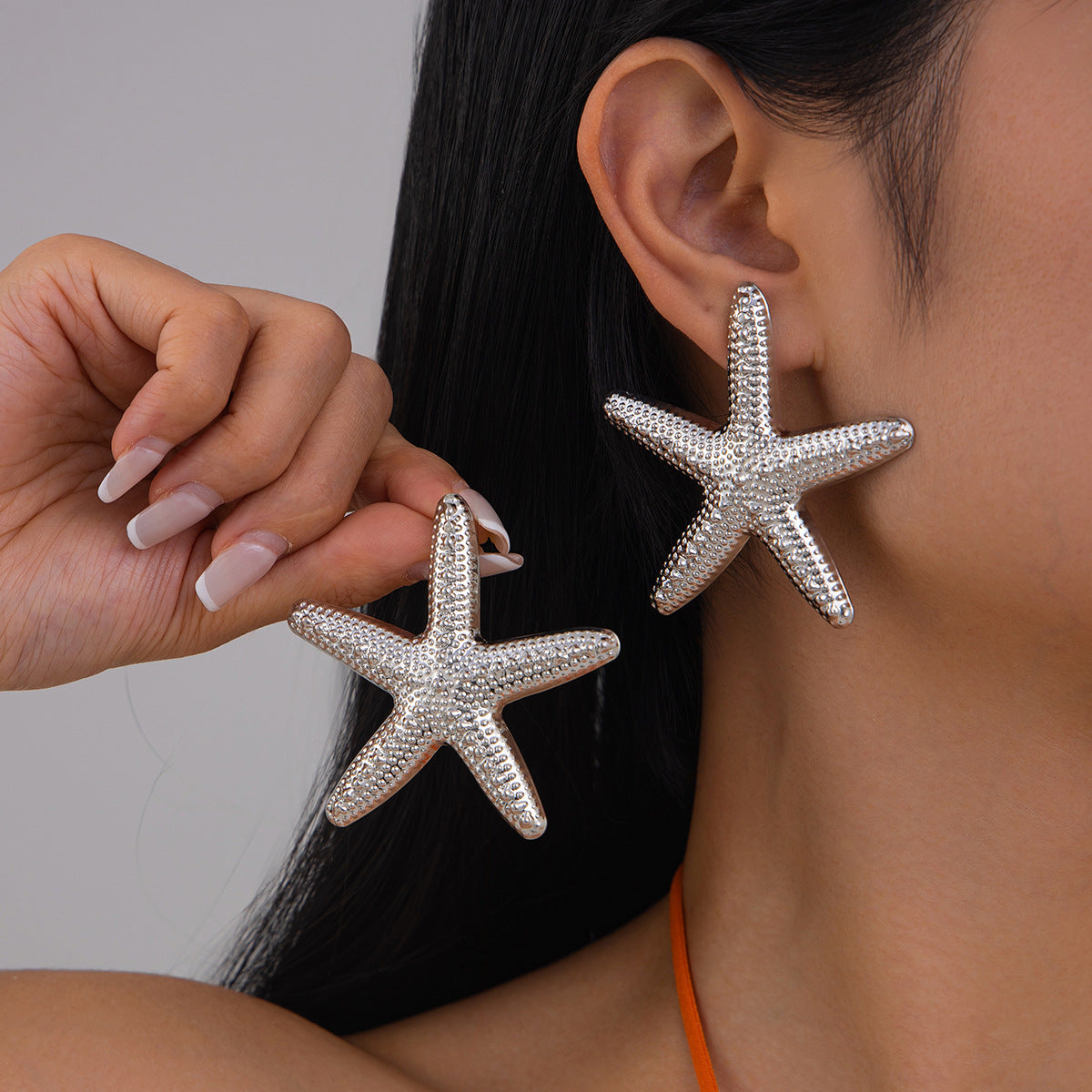 Planderful Vienna Verve Starfish Stud Earrings – Versatile Ocean-Inspired Design