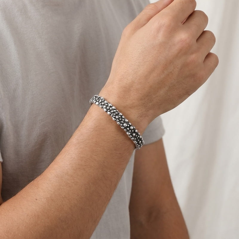 Fish Bone Segmented Texture C-Shaped Bracelet Niche Crescent Scale Serrated Stainless