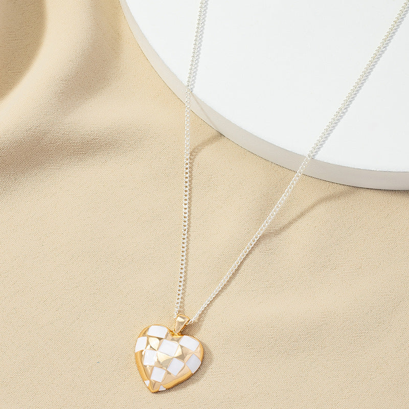 Enamel Oil Drop Heart Pendant Necklace - Wholesale Love Collarbone Chain