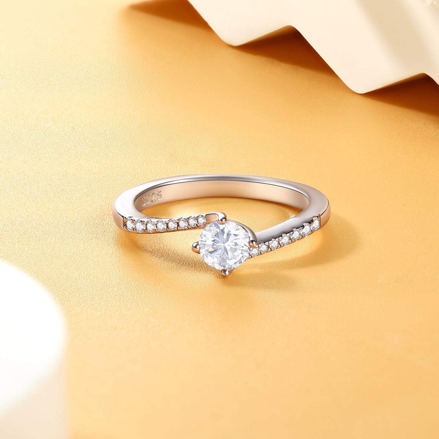 Planderful Sterling Silver Ring For Women With Round Zircon Main Stone Light Luxury High End Jewelry