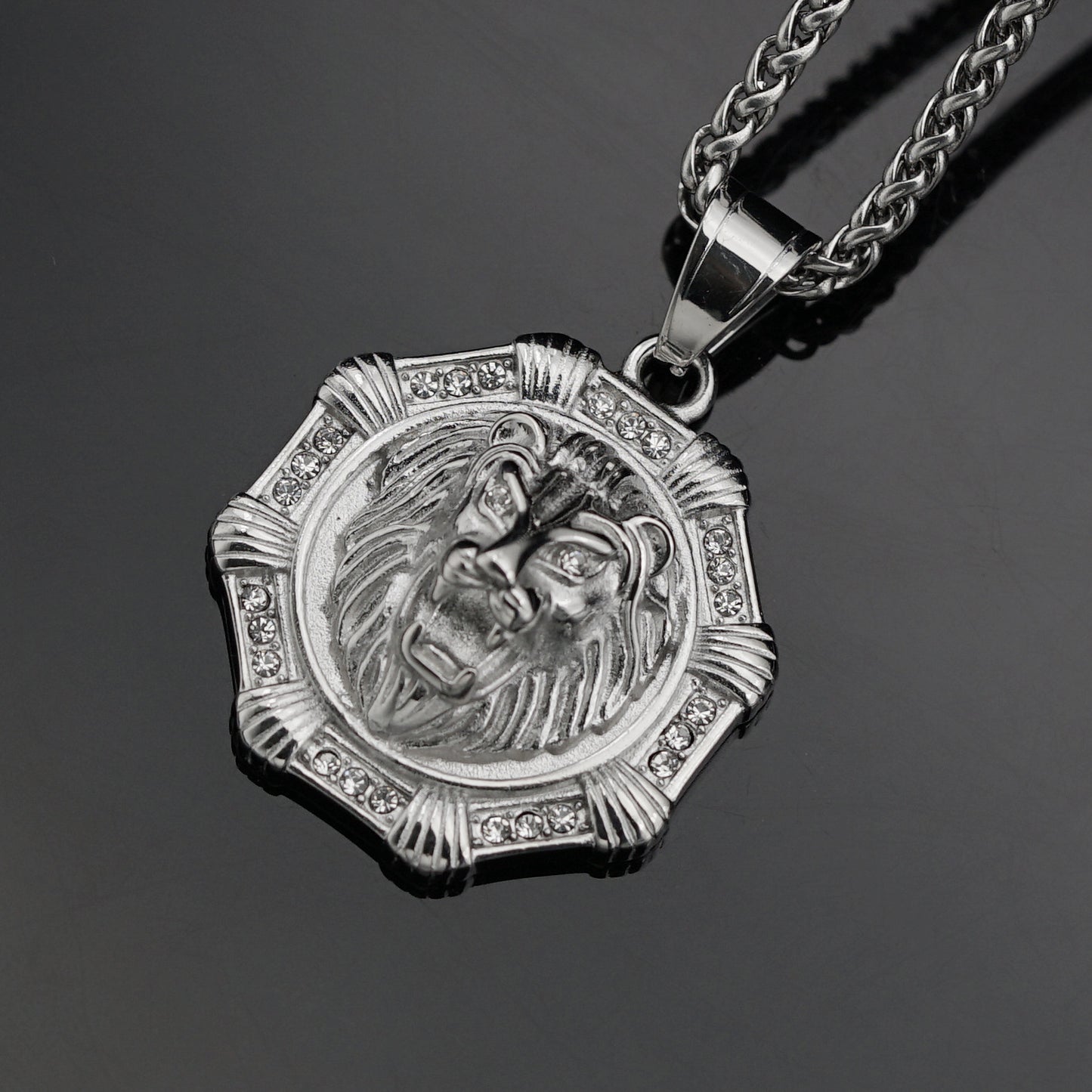 Planderful Stainless Steel Octagonal Lion Head Pendant Necklace For Unisex Hip Hop Fans Bold Statement