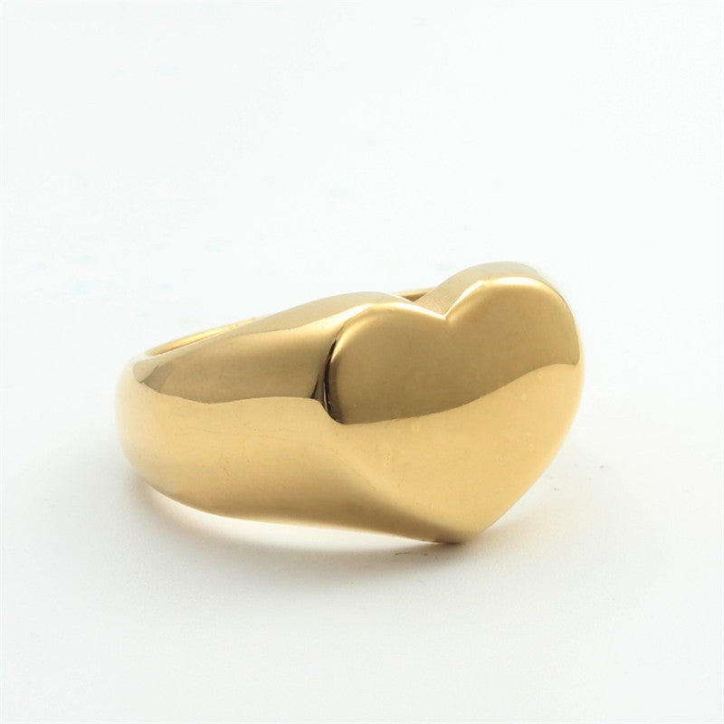 Stylish Titanium Steel Heart Ring - Retro Chic Wedding Accessory for Girls