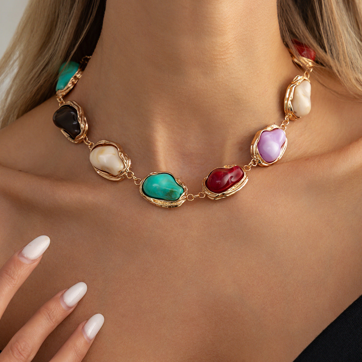 Baroque Stone Pearl Collarbone Necklace