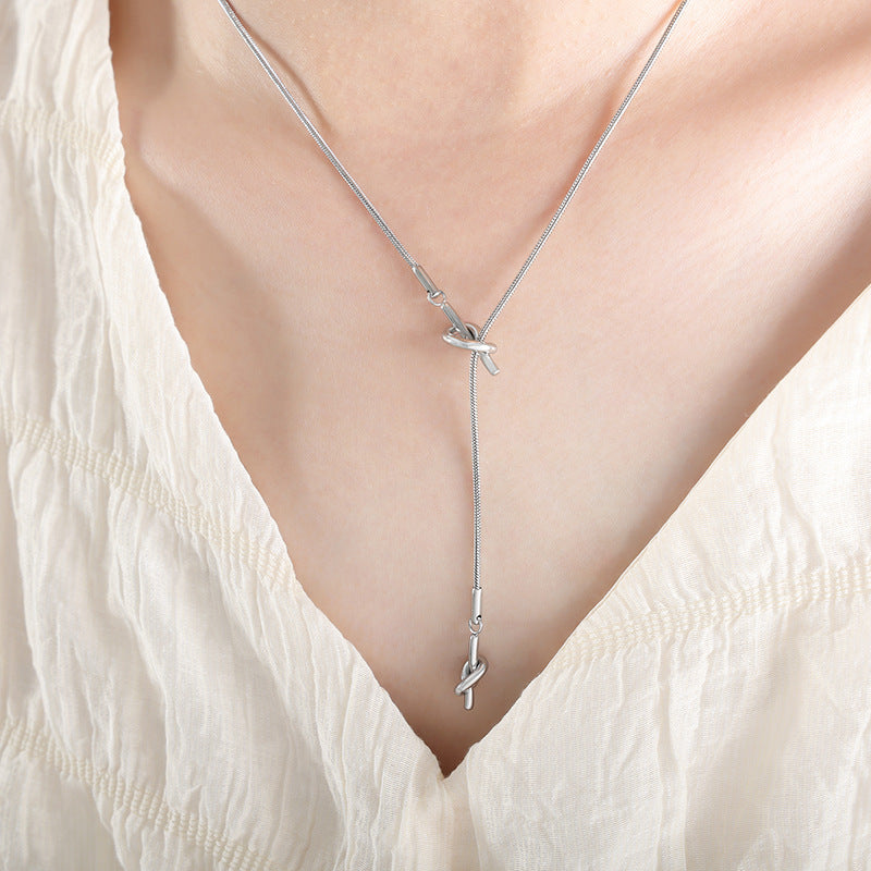 Elegant Metal Chain Necklace with Tassel Detail