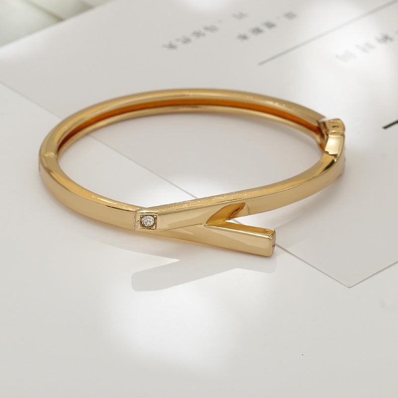 Golden Elegance Bracelet - Vienna Verve Collection