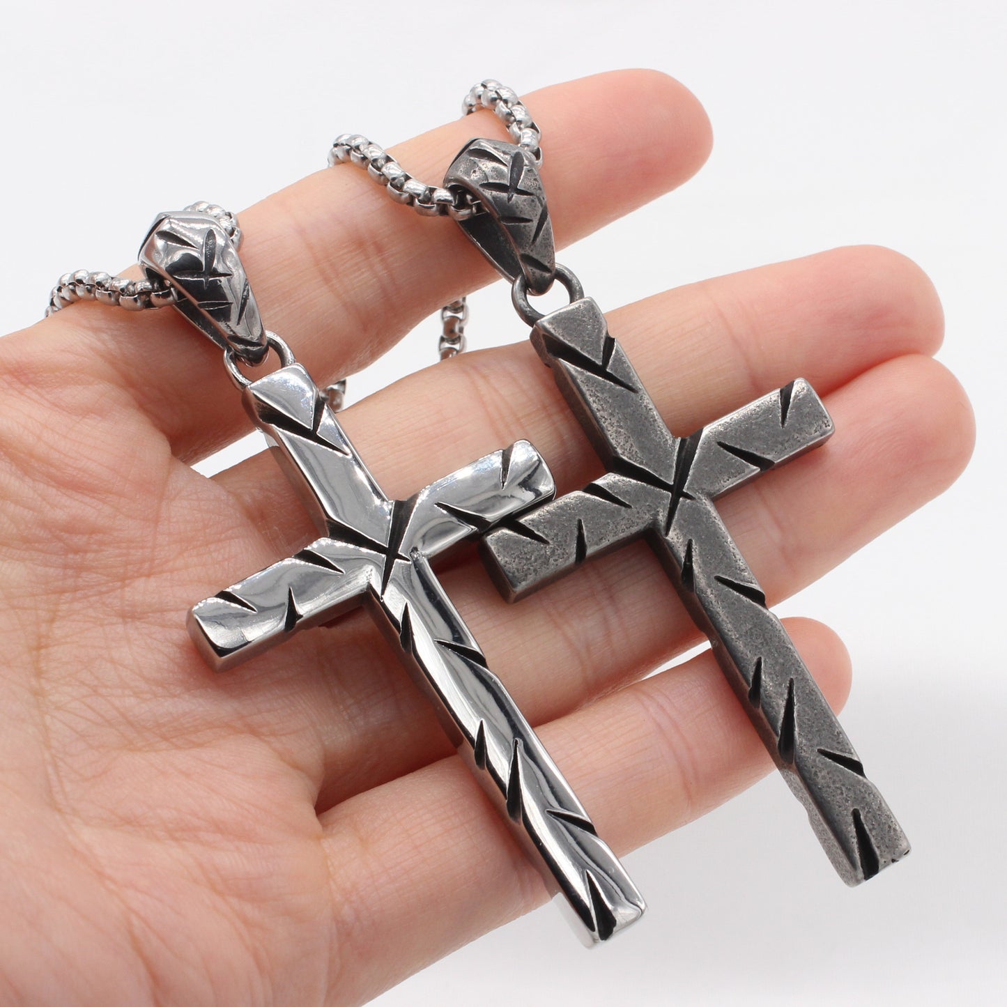 Planderful Everyday Genie – European and American Retro Cross Men's Titanium Steel Pendant Necklace for Men