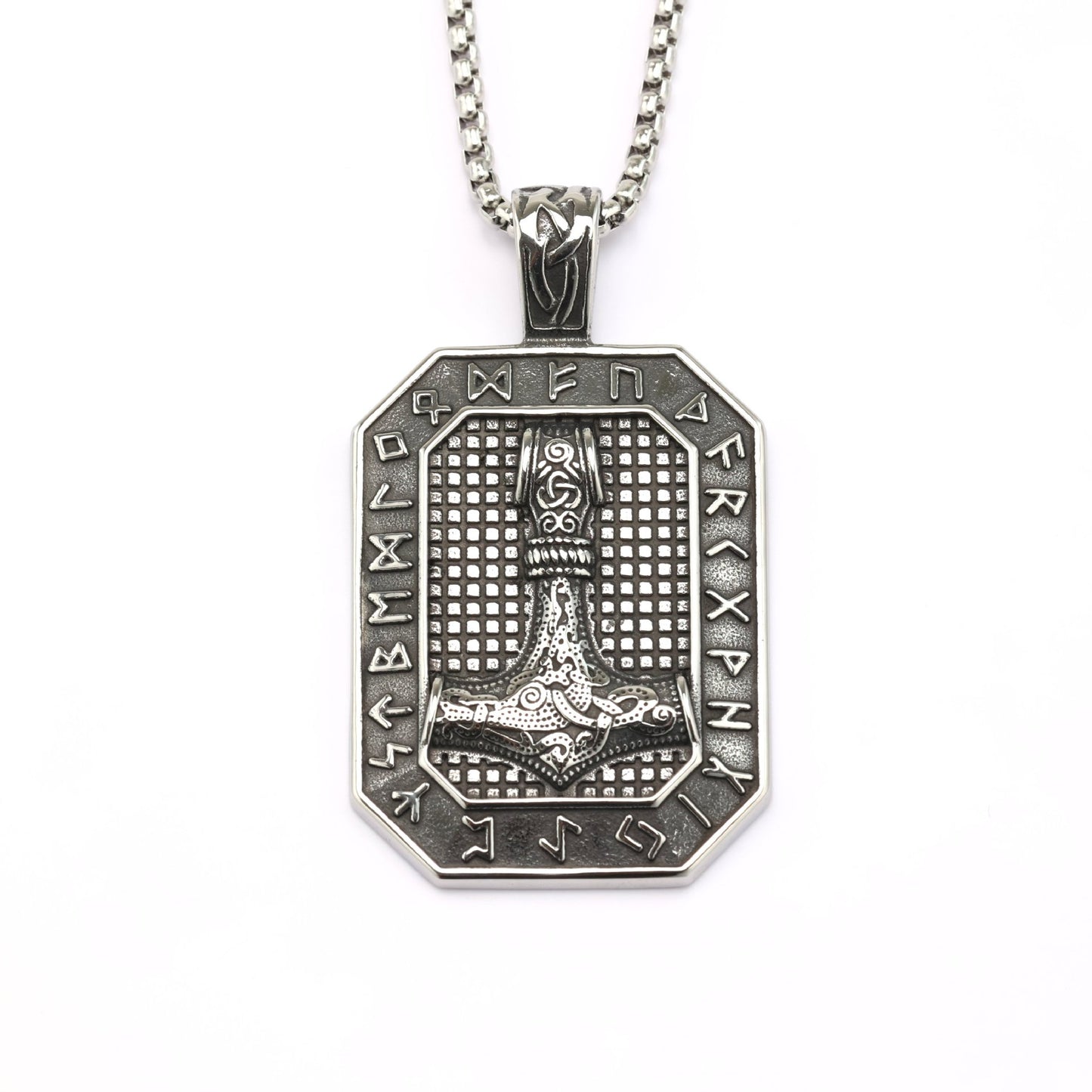 Planderful Viking Rune Pendant For Men Durable Retro Stainless Steel Norse Legacy Quake Medal