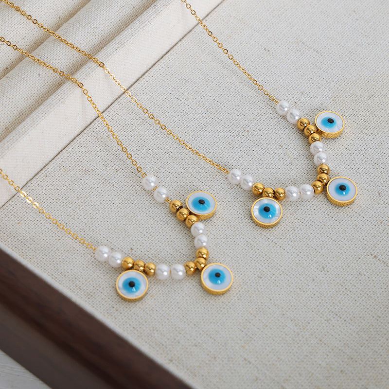 Luxurious Retro Gold-Plated Devil's Eye Pendant Necklace