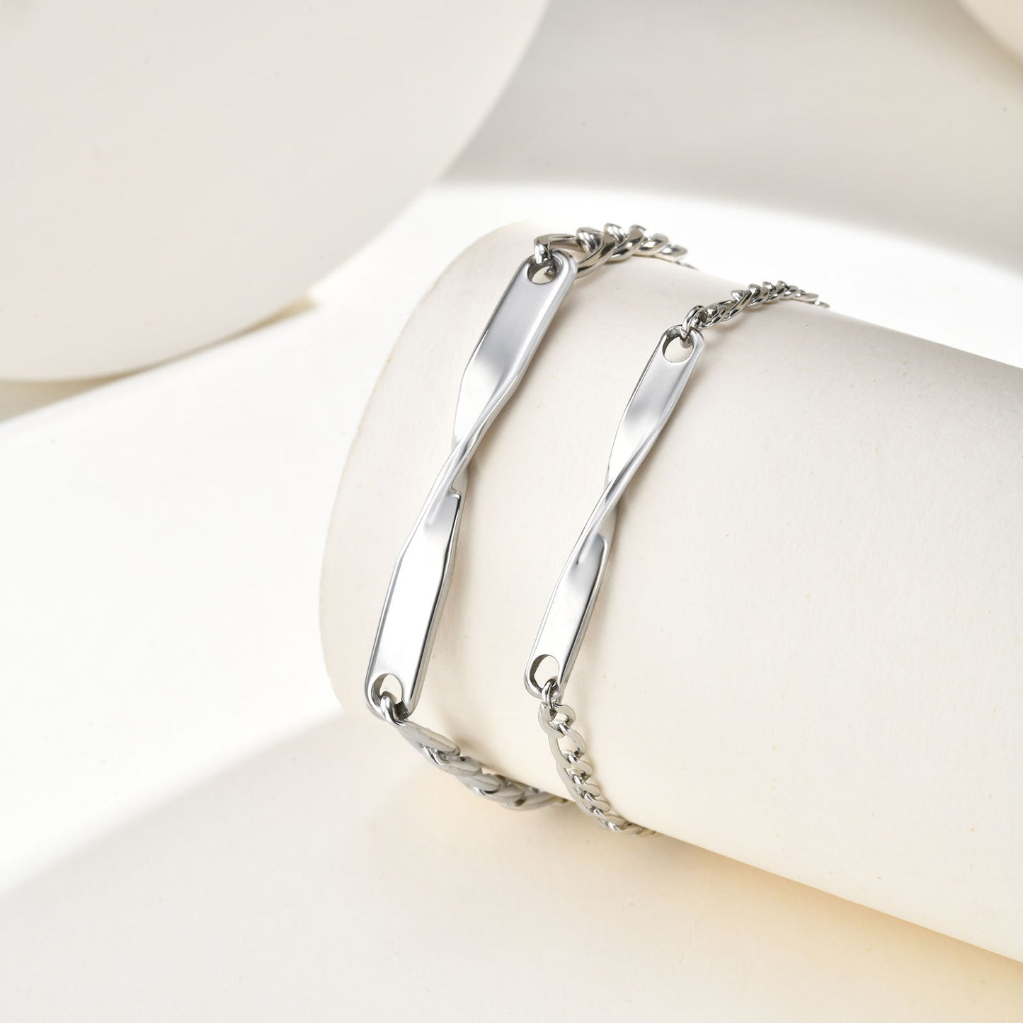 Planderful Gold Steel Mobius Bracelet For Couples Wear