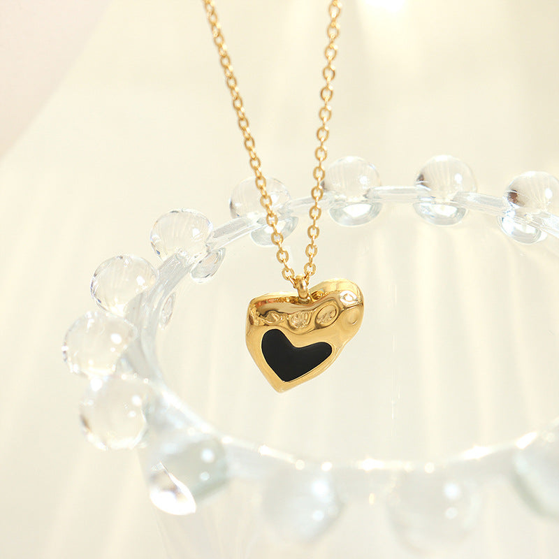 French Niche Design Gold-Plated Peach Heart Necklace