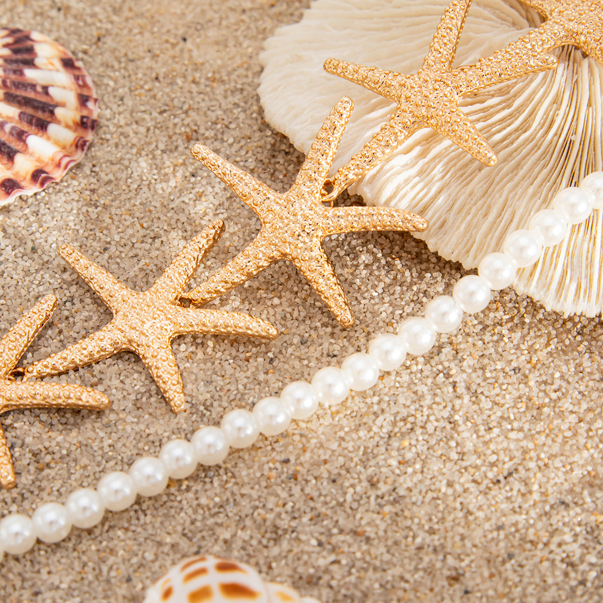 Planderful Vienna Verve Necklace – Ocean-Inspired Starfish Pendant with Imitation Pearl Beads