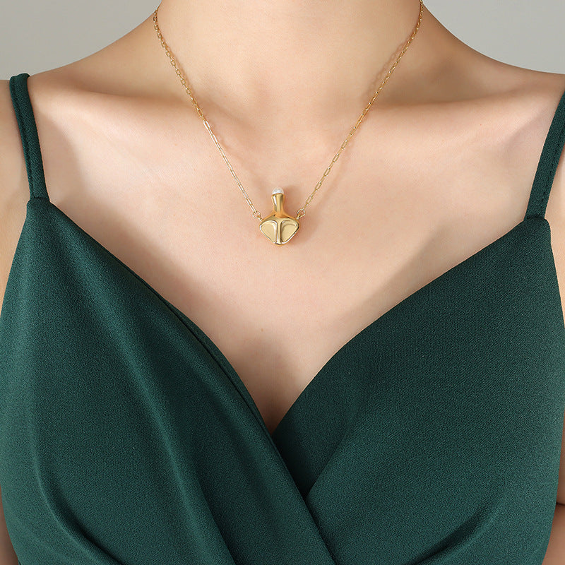 Exotic Pearl Pendant Necklace with Gold Plated Titanium Chain - Vintage Instagram Style