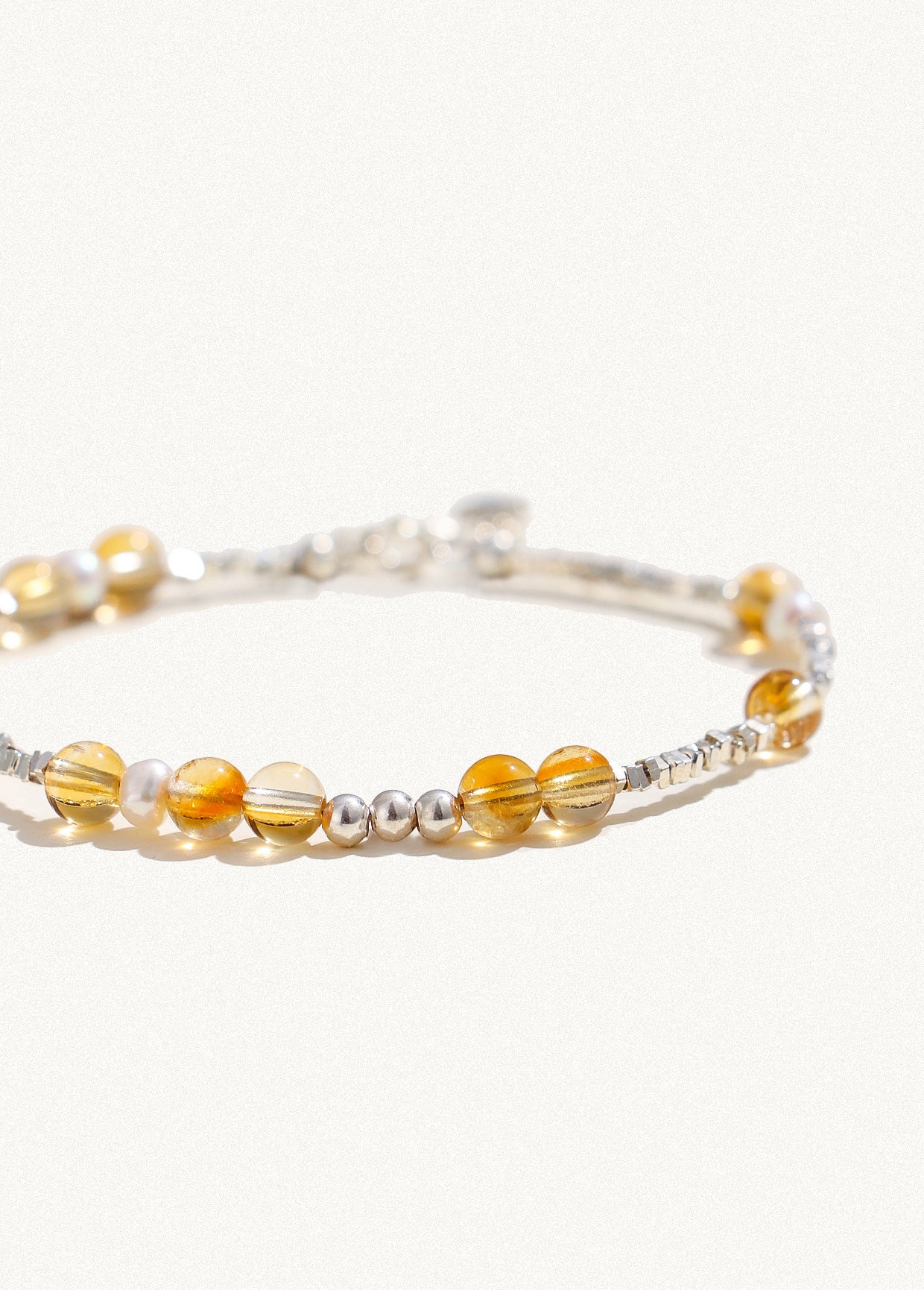 Planderful Fortune's Favor Bracelet – Elegant Crystal Beaded Design